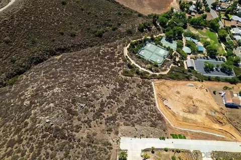 shadow hill rd, Santee, CA 92071 photo 17