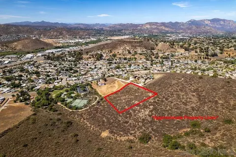 shadow hill rd, Santee, CA 92071 photo 9