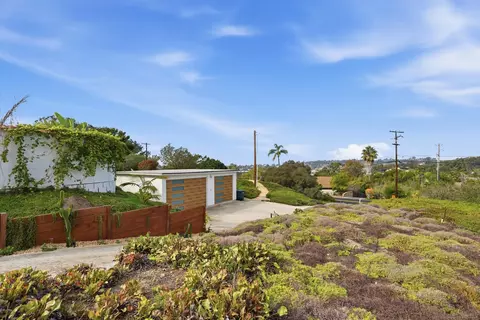 Exterior - 1047 Highland Dr, Del Mar, CA 92014 photo 27 of 30