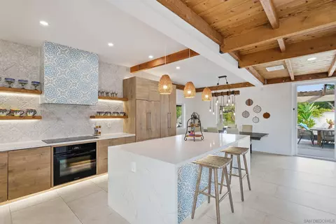 Kitchen - 1047 Highland Dr, Del Mar, CA 92014 photo 3 of 7