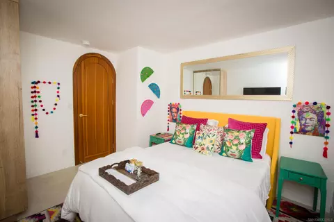 Bedroom - 1047 Highland Dr, Del Mar, CA 92014 photo 10 of 15