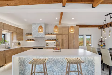 Kitchen - 1047 Highland Dr, Del Mar, CA 92014 photo 1 of 7