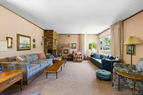 4621 Miramonte, La Mesa, CA 91941 photo 7