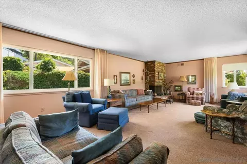 4621 Miramonte, La Mesa, CA 91941 photo 8