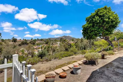 Exterior - 13710 Ahwahnee Way, Poway, CA 92064 photo 7 of 8
