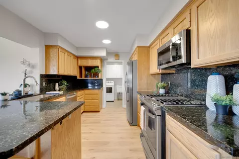 Kitchen - 13710 Ahwahnee Way, Poway, CA 92064 photo 2 of 3