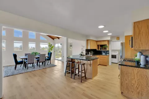 Dining - 13710 Ahwahnee Way, Poway, CA 92064 photo 1 of 4