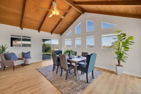 Dining - 13710 Ahwahnee Way, Poway, CA 92064 photo 4 of 4