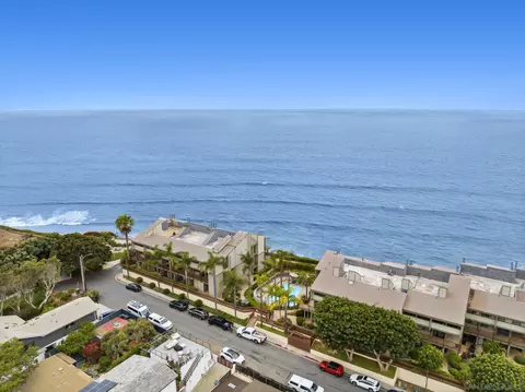 View/Area - 337 W I St, Encinitas, CA 92024 photo 8 of 15