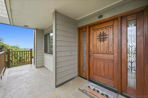 Exterior - 337 W I St, Encinitas, CA 92024 photo 1 of 8