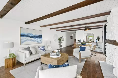 Living - 337 W I St, Encinitas, CA 92024 photo 5 of 5