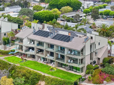 View/Area - 337 W I St, Encinitas, CA 92024 photo 14 of 15