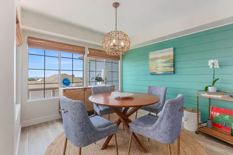 Dining - 579 Hygeia Ave #A, Encinitas, CA 92024 photo 1 of 1