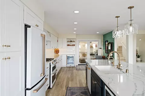 Kitchen - 579 Hygeia Ave #A, Encinitas, CA 92024 photo 6 of 6