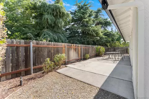 Exterior - 321 Pepper Dr, Tehachapi, CA 93561 photo 4 of 5