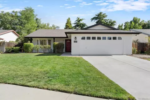 Exterior - 321 Pepper Dr, Tehachapi, CA 93561 photo 2 of 5