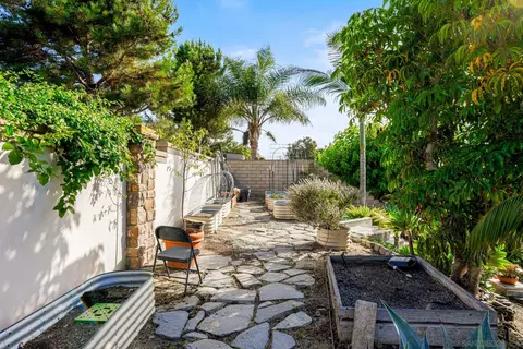 Exterior - 1265 Veronica Ct, Carlsbad, CA 92011 photo 8 of 13