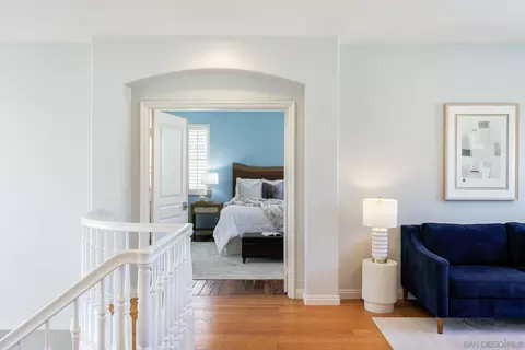 Entry Way - 1265 Veronica Ct, Carlsbad, CA 92011 photo 4 of 4