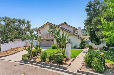 Exterior - 2807 Carlton Way, Fallbrook, CA 92028 photo 4 of 5