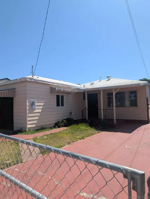 1121 46th St, San Diego, CA 92102