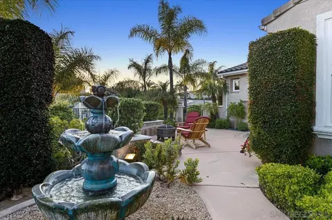 Exterior - 1652 Daybreak Pl, Escondido, CA 92027 photo 9 of 22