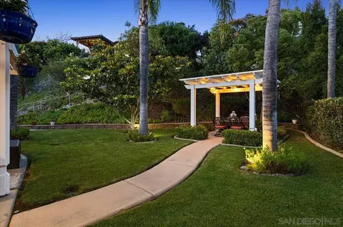 Exterior - 1652 Daybreak Pl, Escondido, CA 92027 photo 3 of 22