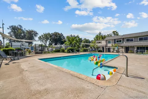 Exterior - 9416 Carlton Oaks Dr #E, Santee, CA 92071 photo 5 of 6