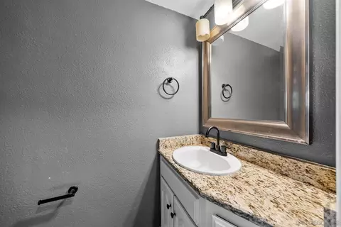 Bath - 9416 Carlton Oaks Dr #E, Santee, CA 92071 photo 1 of 2