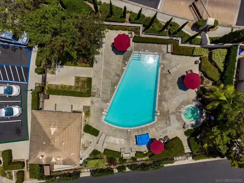 Exterior - 4730 Milano Way, Oceanside, CA 92057 photo 6 of 7