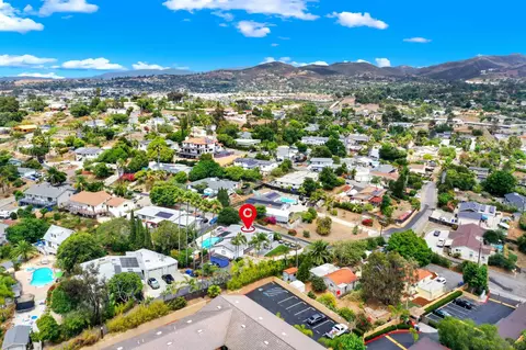 View/Area - 750 Smith Dr, Vista, CA 92084 photo 4 of 9