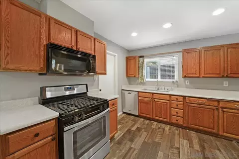 9401 Lake Canyon Rd, Santee, CA 92071 photo 5