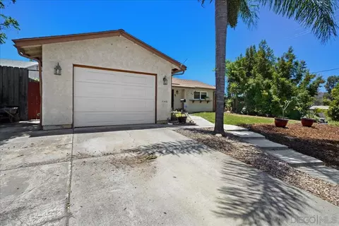 9401 Lake Canyon Rd, Santee, CA 92071 photo 2