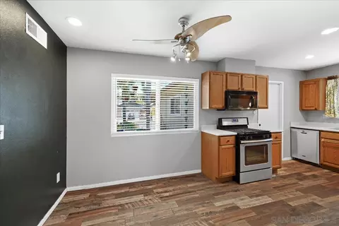 9401 Lake Canyon Rd, Santee, CA 92071 photo 8