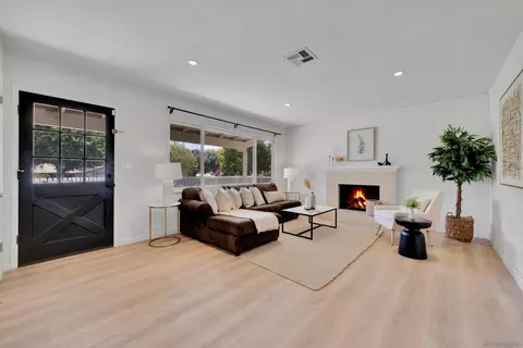 219 Potter, Fallbrook, CA 92028 photo 7