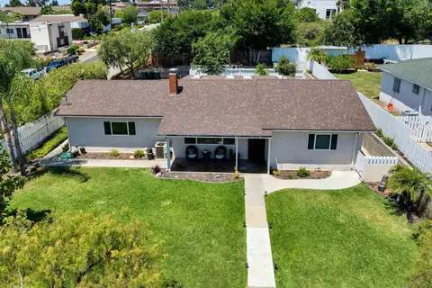 219 Potter, Fallbrook, CA 92028 photo 3