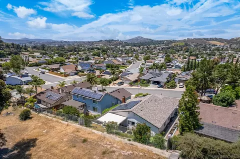 View/Area - 14543 High Pine St, Poway, CA 92064 photo 4 of 7
