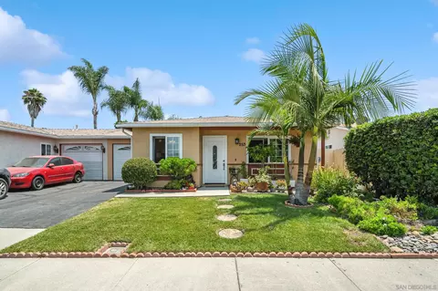 253 Holiday Way, Oceanside, CA 92057 photo 2