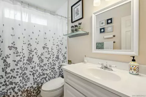 253 Holiday Way, Oceanside, CA 92057 photo 17