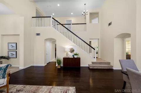 6789 Camino De Amigos, Carlsbad, CA 92009