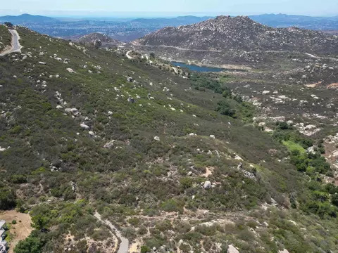000 Highland Valley Rd #2, Ramona, CA 92065