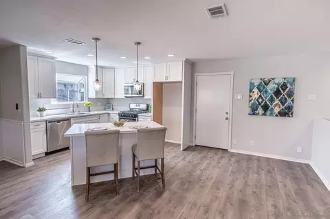 Kitchen - 1734 Katy Pl, Escondido, CA 92026 photo 4 of 5