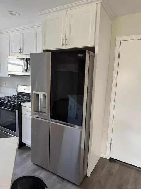 Kitchen - 1734 Katy Pl, Escondido, CA 92026 photo 5 of 5