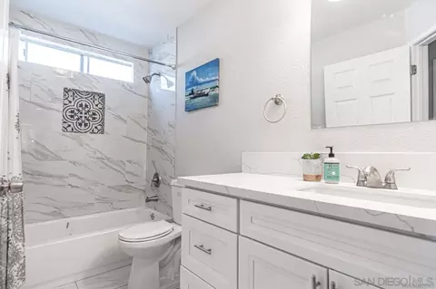 Bath - 1734 Katy Pl, Escondido, CA 92026 photo 1 of 2