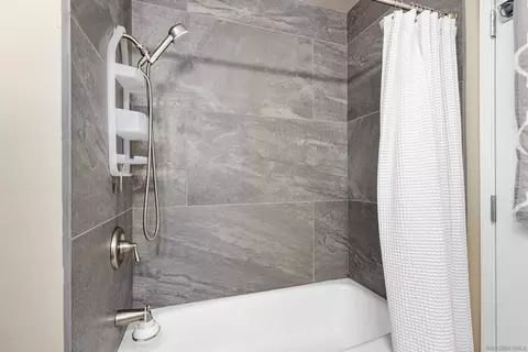 Bath - 1350 Orange Grove Rd, El Cajon, CA 92021 photo 2 of 3