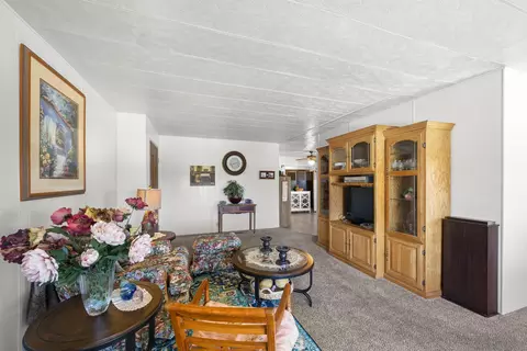 Living - 1815 Sweetwater Rd #89, Spring Valley, CA 91977 photo 4 of 5