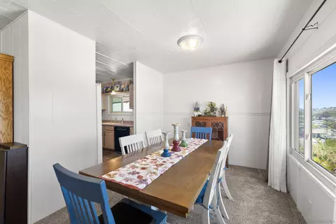 Dining - 1815 Sweetwater Rd #89, Spring Valley, CA 91977 photo 4 of 6
