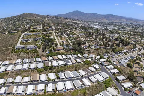 View/Area - 1815 Sweetwater Rd #89, Spring Valley, CA 91977 photo 6 of 7