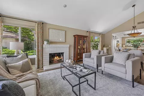 Living - 602 Hollyridge Dr, Encinitas, CA 92024 photo 1 of 5