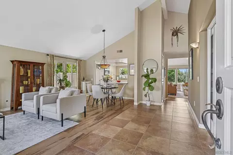 Other - 602 Hollyridge Dr, Encinitas, CA 92024 photo 1 of 8