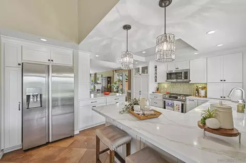 Kitchen - 602 Hollyridge Dr, Encinitas, CA 92024 photo 1 of 5